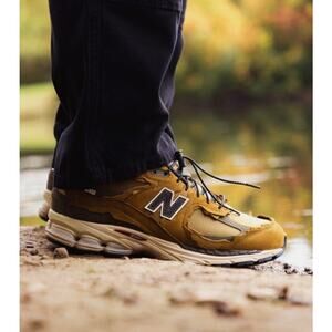 NEW BALANCE 2002R Protection Pack Sneakers High Desert Olive Green Sz 10.5 NEW